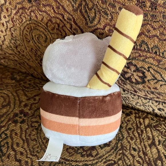 Pusheen Summer 2022 Box Affogato NIB - Picture 2 of 3